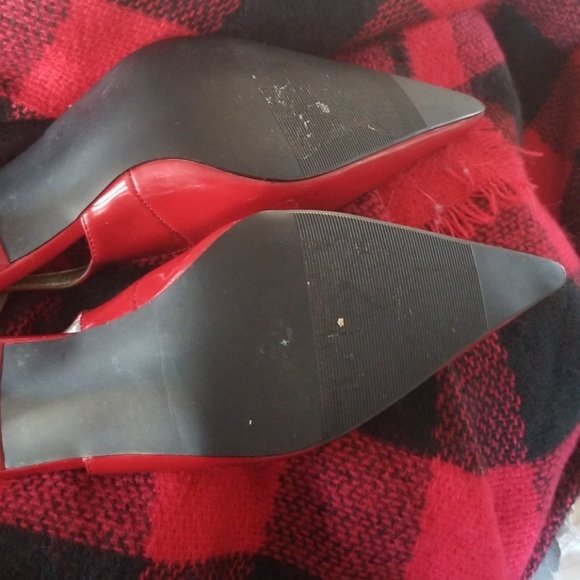 Heels - Picture 5 of 6
